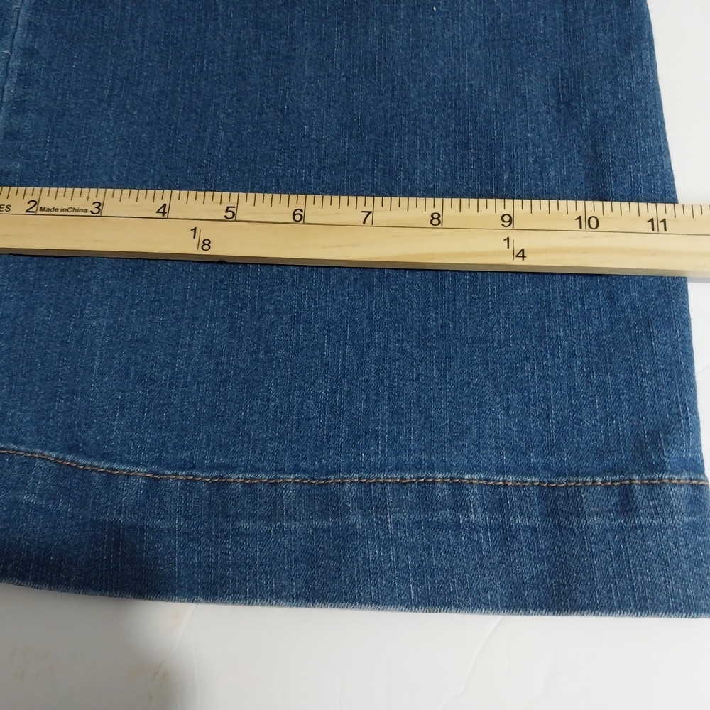 EST. 1946 Denim Size 8 Stylish Blue Flare Women's Jeans - Picture 8 of 14